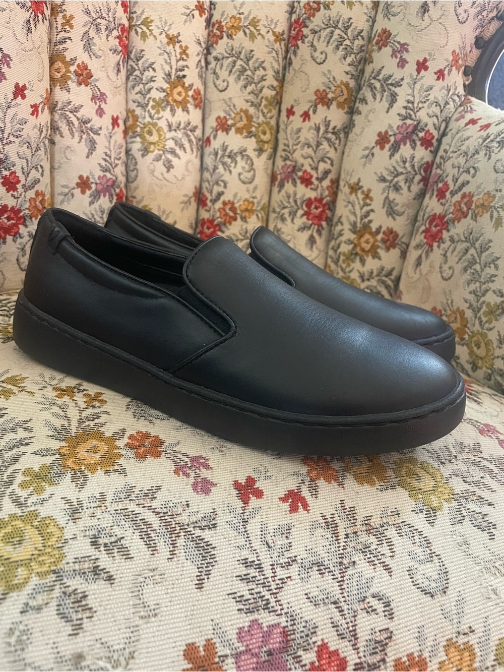 Vionic Pro Women’s Pull On Slide Shoe Size  7 Slip Resistant Black Casual Comfy